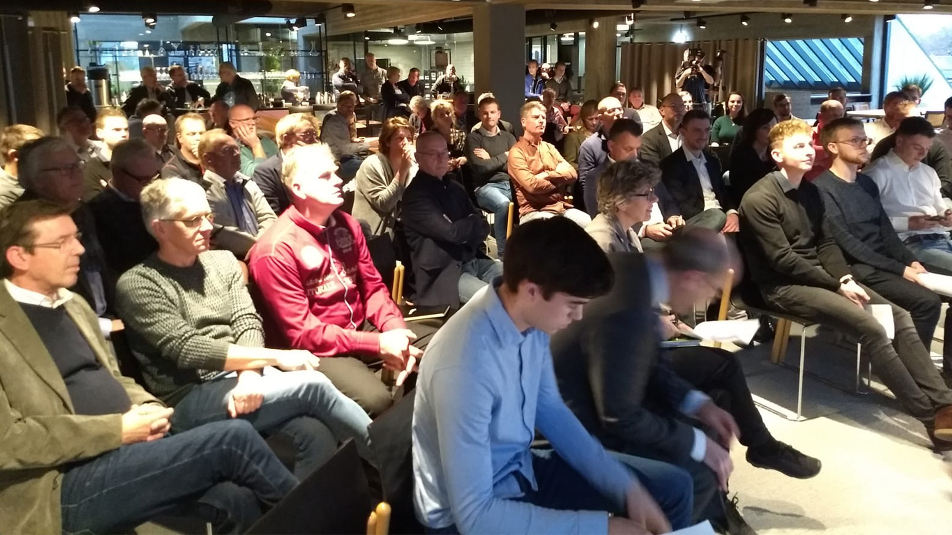 Stecker-cafe met Prof. Alfred Kleinknecht